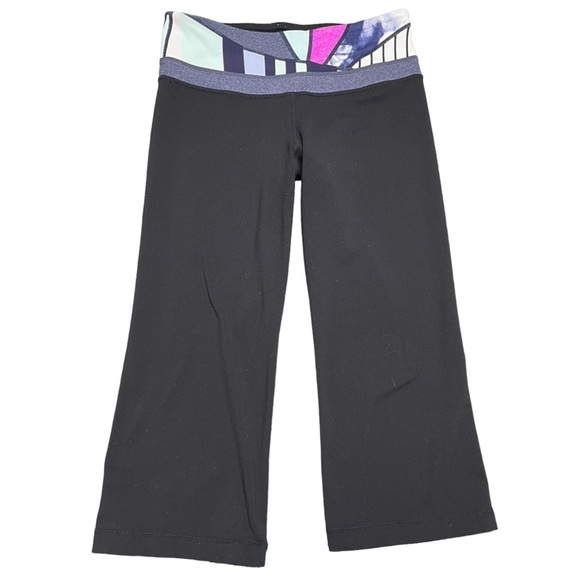 Lululemon Athletica Groove Reversable Crop Pants Inkblot Pink Stripe - FLAW - Picture 3 of 6